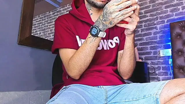 Daniel huge22 online show from 05-07-26, 02:11