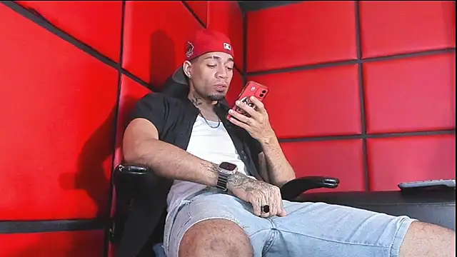 Daniel huge22 online show from 05-20-26, 03:29