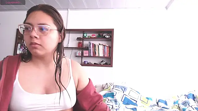 Snapshot of MoritaSun chatting on 07-06-26, 02:14 MoritaSun online show from 07-06-26, 02:14