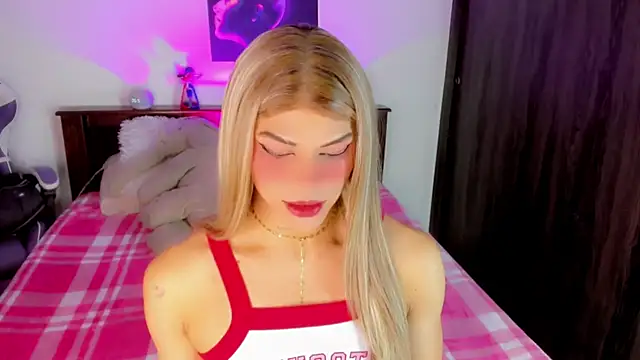 SofiaWinx 15 online show from 04-12-26, 07:19