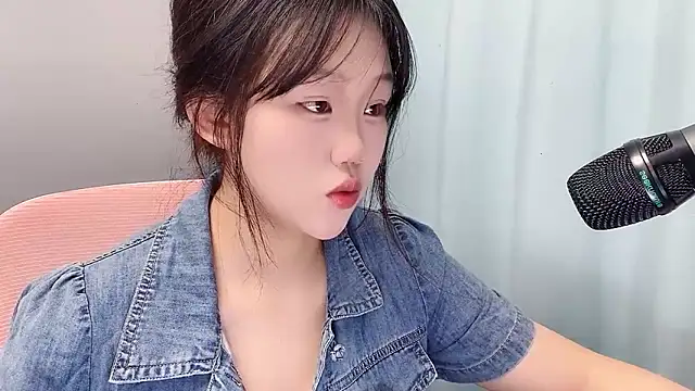 Lilababy00 online show from 04-20-26, 02:25