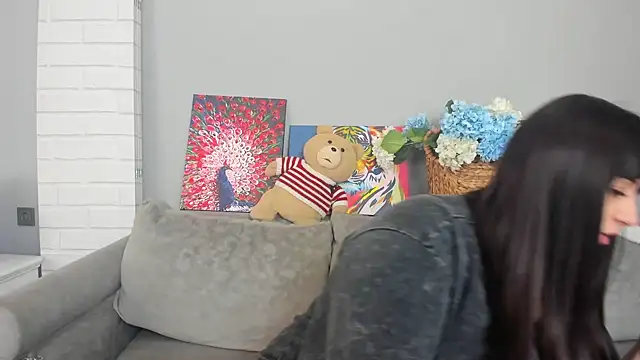 HabbiLove online show from 04-10-26, 08:19