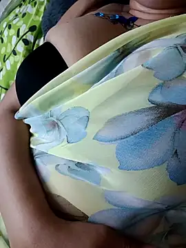 Snapshot of Telugu_milky chatting on 04-12-26, 02:22 Telugu milky online show from 04-12-26, 02:22