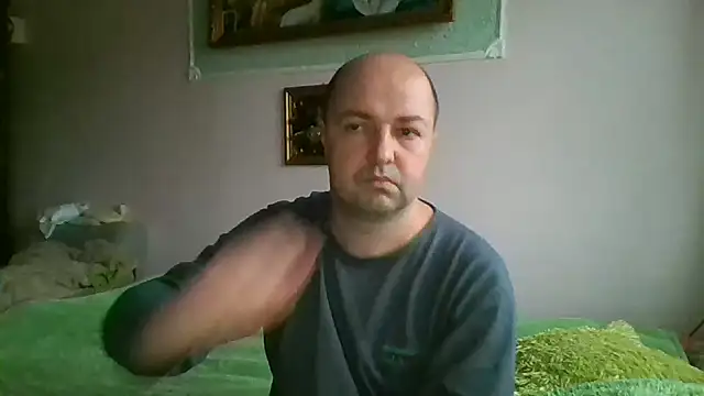 Snapshot of Luceriusbigass chatting on 12-07-24, 01:40 Luceriusbigass online show from 12-07-24, 01:40