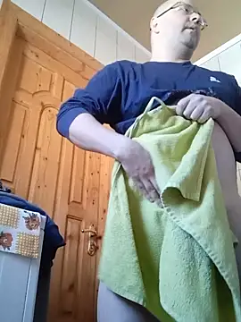 Snapshot of Luceriusbigass chatting on 02-23-25, 09:11 Luceriusbigass online show from 02-23-25, 09:11