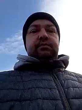 Snapshot of Luceriusbigass chatting on 03-19-25, 05:52 Luceriusbigass online show from 03-19-25, 05:52