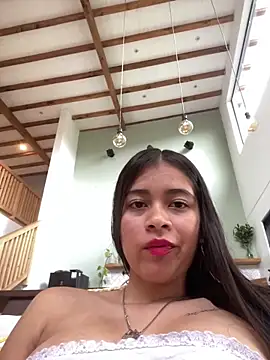 Snapshot of Kloe_zaf chatting on 04-09-26, 09:42 Kloe zaf online show from 04-09-26, 09:42