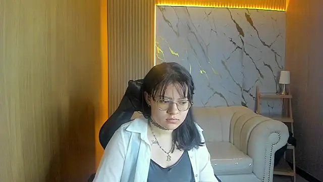 Amara tf online show from 04-17-26, 03:09