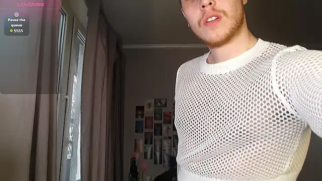 Snapshot of KlausVent chatting on 04-09-26, 04:45 KlausVent online show from 04-09-26, 04:45