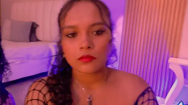 Snapshot of ValeriaJolie chatting on 04-10-26, 02:50 ValeriaJolie online show from 04-10-26, 02:50