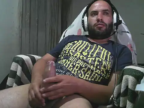 axelcolix online show from 04-08-26, 01:49