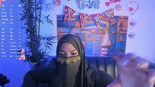 Snapshot of nayla_sahar chatting on 04-10-26, 11:48 nayla sahar online show from 04-10-26, 11:48