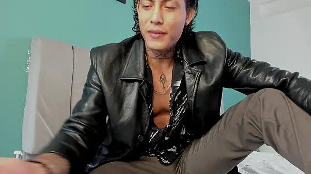 Snapshot of Damian_Romanoff chatting on 04-09-26, 11:48 Damian Romanoff online show from 04-09-26, 11:48