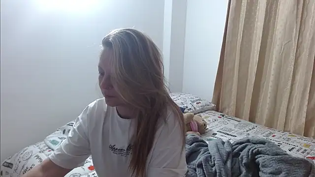 SKY SANZ online show from 04-11-26, 03:00