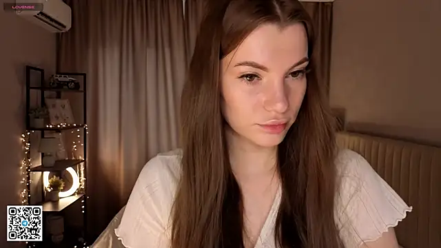 Snapshot of JerleneBelfy chatting on 04-24-26, 04:04 JerleneBelfy online show from 04-24-26, 04:04