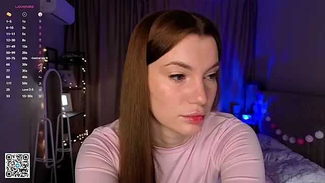 Snapshot of JerleneBelfy chatting on 05-16-26, 04:09 JerleneBelfy online show from 05-16-26, 04:09
