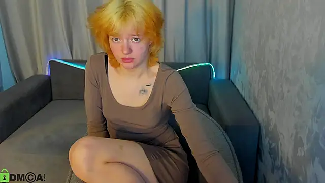 Star Bee online show from 04-21-26, 01:42