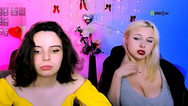 mia mooon  online show from 05-12-26, 12:57