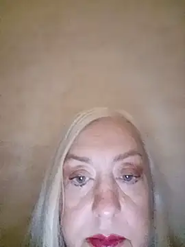 Julia20X online show from 05-16-26, 09:50