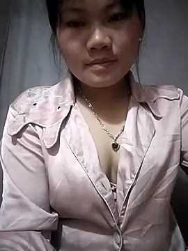 Snapshot of giahan1 chatting on 05-03-26, 01:50 giahan1 online show from 05-03-26, 01:50