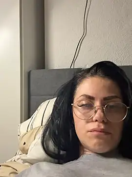 AriannaCruse online show from 04-17-26, 10:24