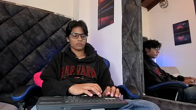 LiamKron online show from 06-12-26, 11:20