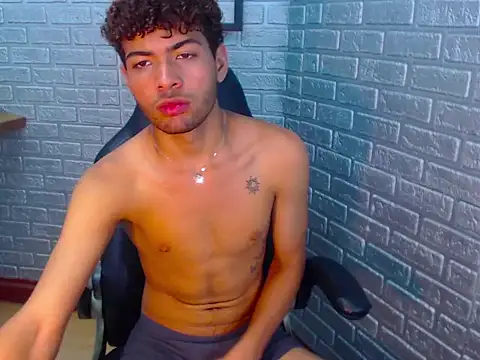 Snapshot of jake_1boy chatting on 04-09-26, 09:09 jake 1boy online show from 04-09-26, 09:09