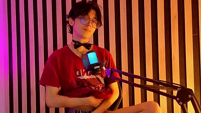 Twink Sebas7 online show from 05-08-26, 12:21