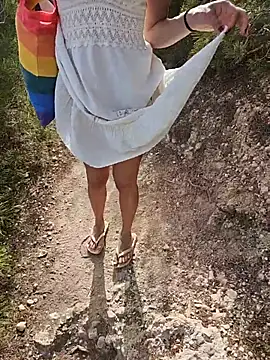 Lola-Sanchez online show from 04-10-26, 03:50