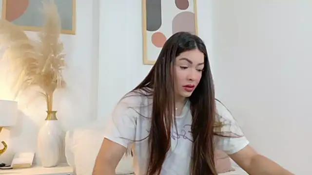 Snapshot of alisson-tylor chatting on 05-02-26, 04:12 alisson-tylor online show from 05-02-26, 04:12