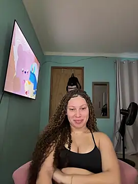 Snapshot of sophiiahot chatting on 05-30-26, 12:02 sophiiahot online show from 05-30-26, 12:02