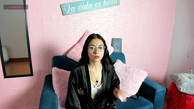 Snapshot of Kat_santana chatting on 04-10-26, 08:46 Kat santana online show from 04-10-26, 08:46