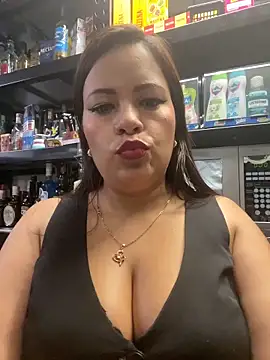 MIA ROSSEEE online show from 05-10-26, 03:28