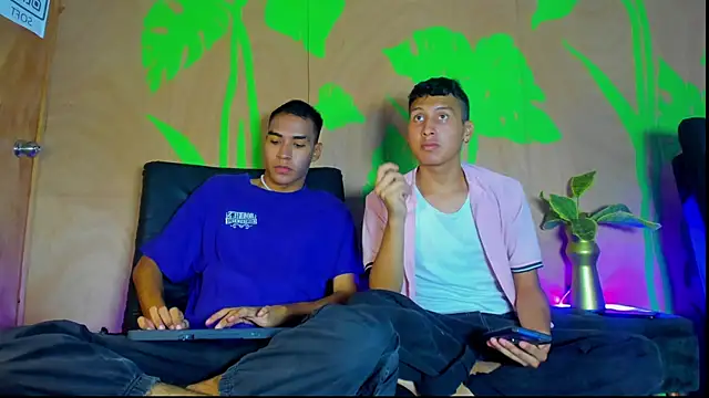 rafael velvet online show from 04-15-26, 09:37