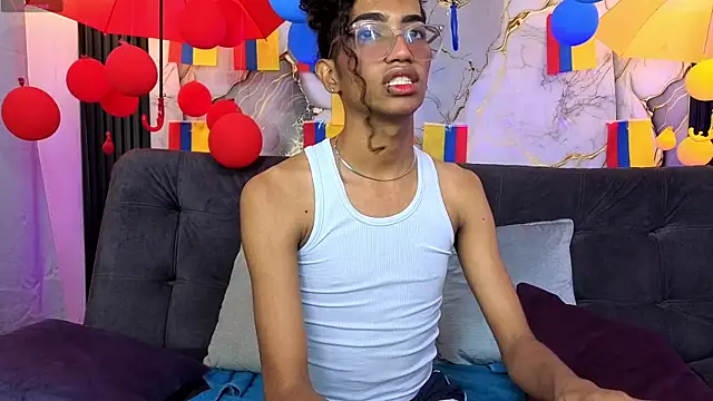 triiangel latinboy online show from 07-09-26, 12:42