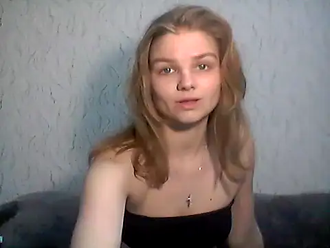 ElizaCrowe online show from 04-26-26, 12:58