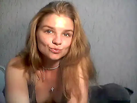ElizaCrowe online show from 05-25-26, 06:47