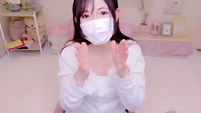 Satomi nn online show from 04-27-26, 04:32