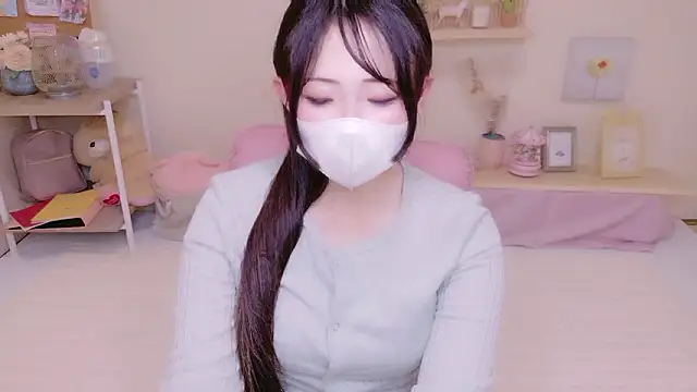 Satomi nn online show from 05-22-26, 04:30