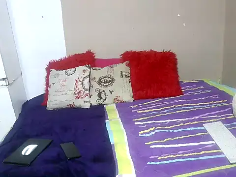 Sweetcandy31 online show from 04-15-26, 06:26