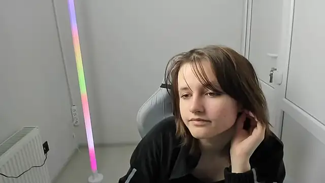GoldenKiss online show from 04-25-26, 07:11