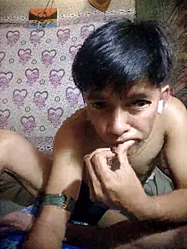 Snapshot of jeckz012 chatting on 04-10-26, 06:18 jeckz012 online show from 04-10-26, 06:18