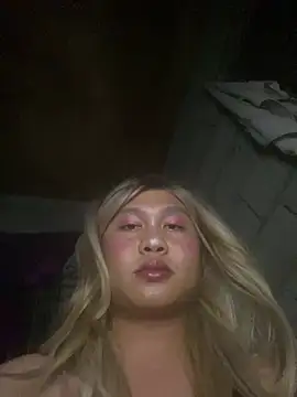 ladybig18 online show from 06-28-26, 05:08