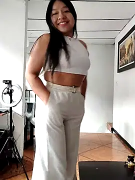 alisonnturbay online show from 05-31-26, 04:47