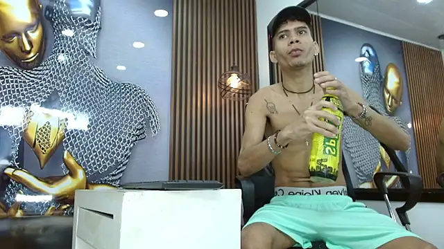 Skinny cute Alyer online show from 04-18-26, 02:15