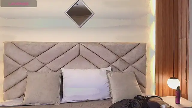 NoahAndGaia online show from 04-30-26, 07:20
