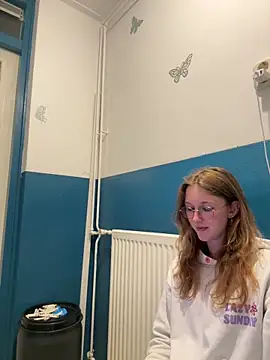 SweetNatalie699 online show from 04-09-26, 07:19