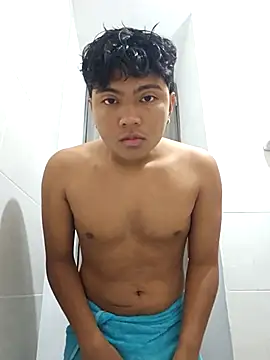 Snapshot of keyott chatting on 05-09-26, 02:28 keyott online show from 05-09-26, 02:28