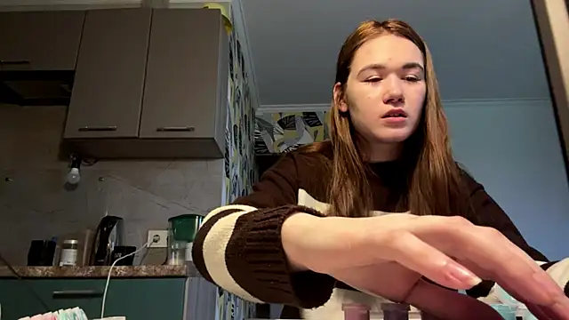 ValiriaX online show from 04-10-26, 01:27