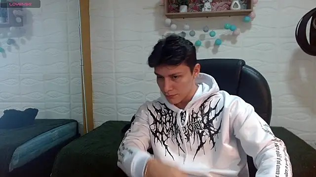 Zayn clausen online show from 05-01-26, 05:39